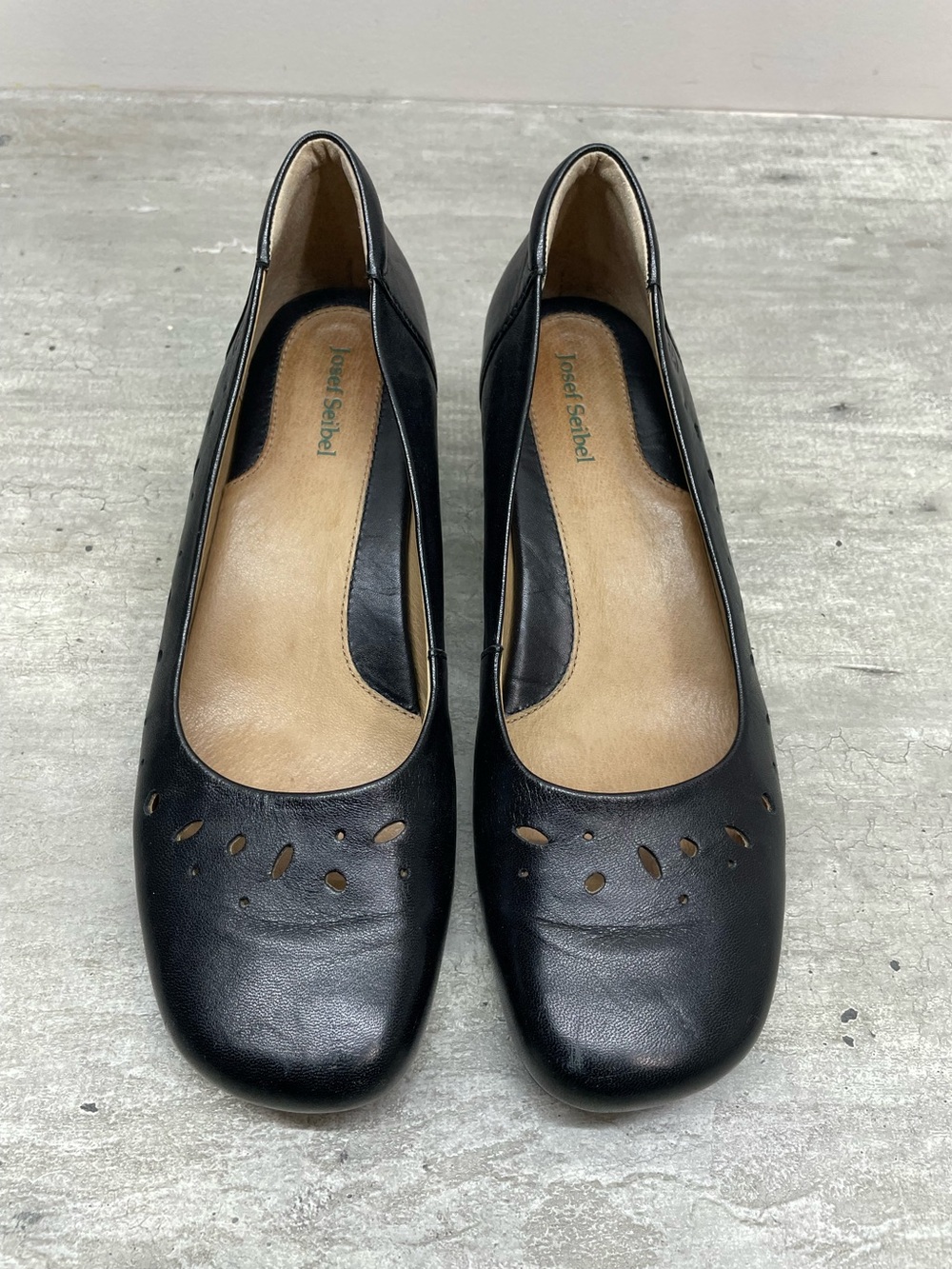 Josef Seibel Wedge Pumps Womens 39 Black Leather Laser Cut 87405 Good Comfort‎